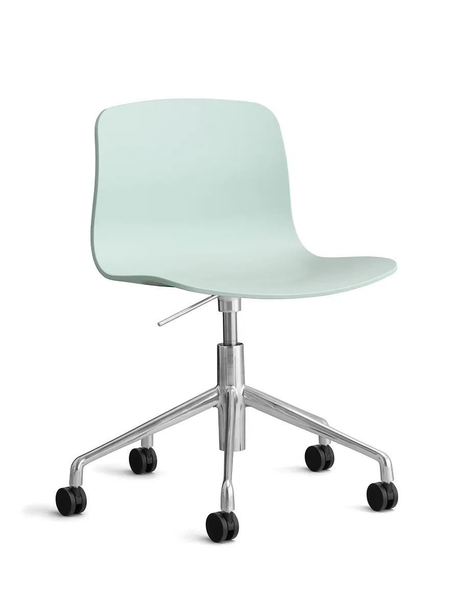 About a Chair AAC50 fra Hay