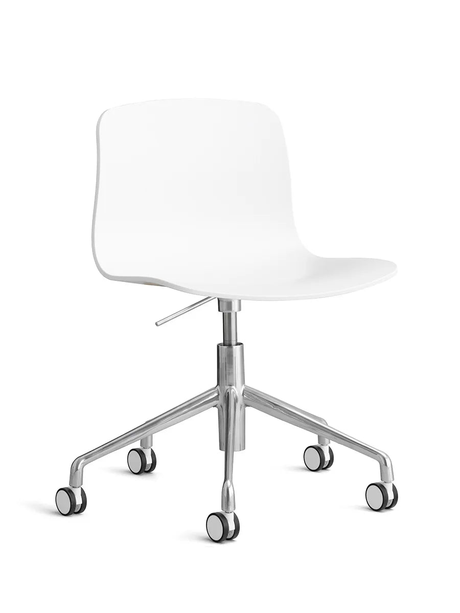 About a Chair AAC50 fra Hay