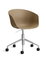 About a Chair AAC52 fra Hay - Clay / Poleret aluminium - Jacobsen Plus