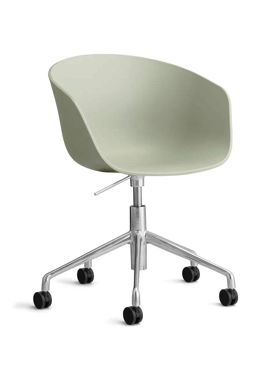 About a Chair AAC52 fra Hay - Pastel green / Poleret aluminium - Jacobsen Plus