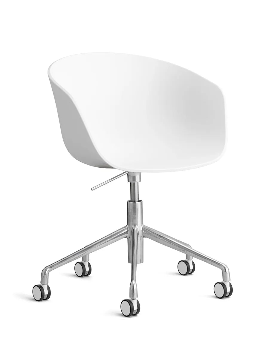 About a Chair AAC52 fra Hay - White / Poleret aluminium - Jacobsen Plus
