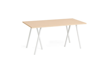 Loop Stand Table, 160 cm fra Hay - Lakeret eg / White - Jacobsen Plus