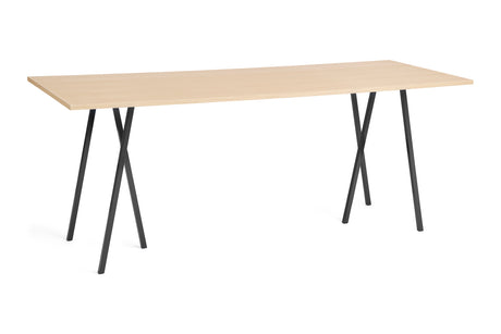 Loop Stand High Table, 250 cm fra Hay - Lakeret eg / Deep Blue - Jacobsen Plus