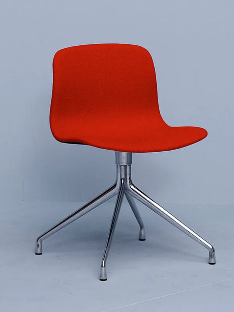 About a Chair AAC11 fra Hay - Steelcut / Sort pulverlakeret aluminum - Jacobsen Plus