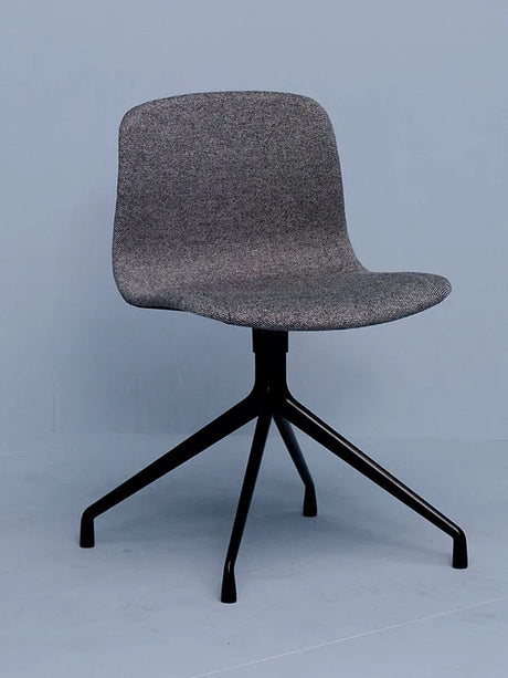 About a Chair AAC11 fra Hay - 2 - Jacobsen Plus