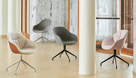 About a Chair AAC121 fra Hay - Steelcut / Sort pulverlakeret aluminum - Jacobsen Plus