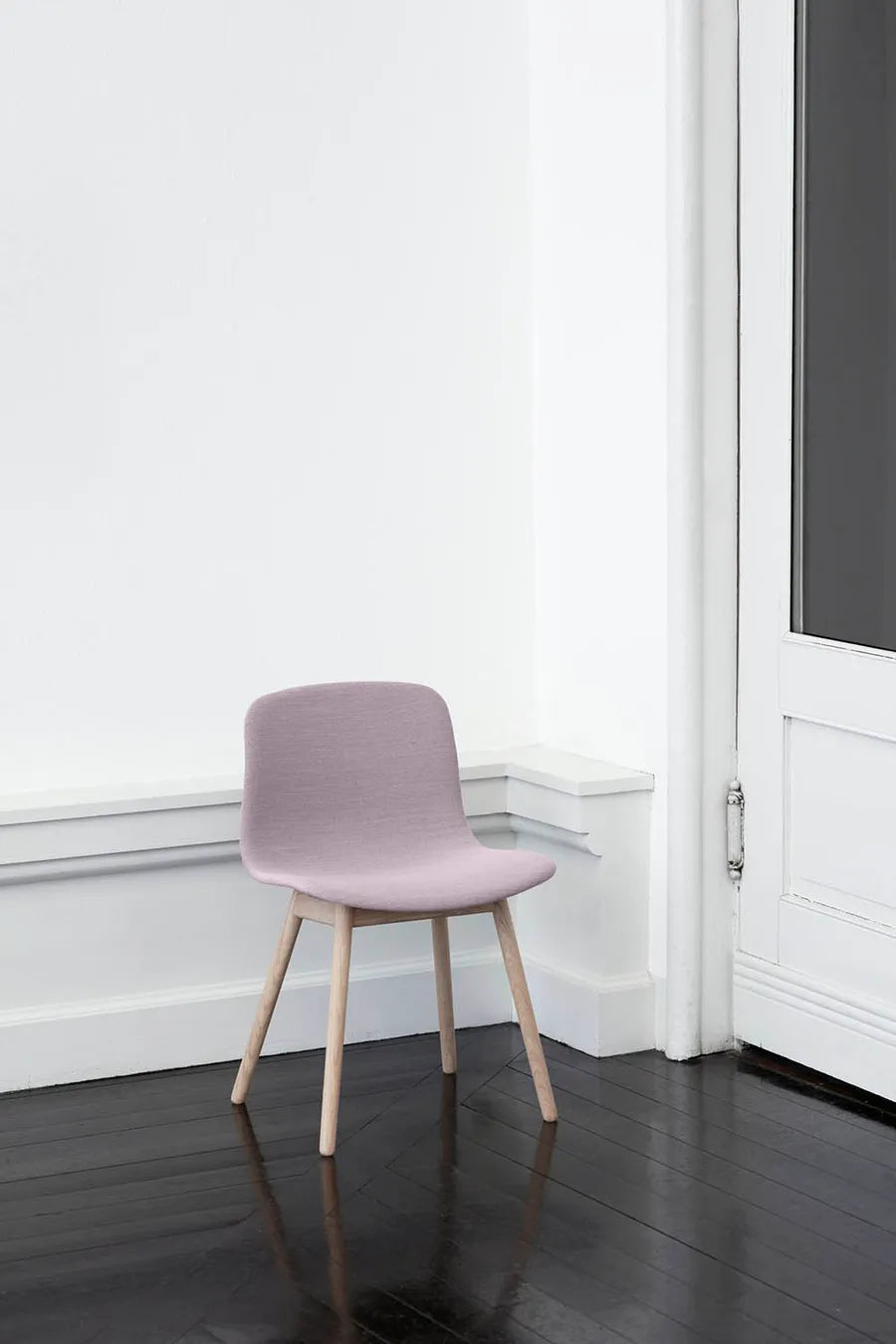 About a Chair AAC13 fra Hay