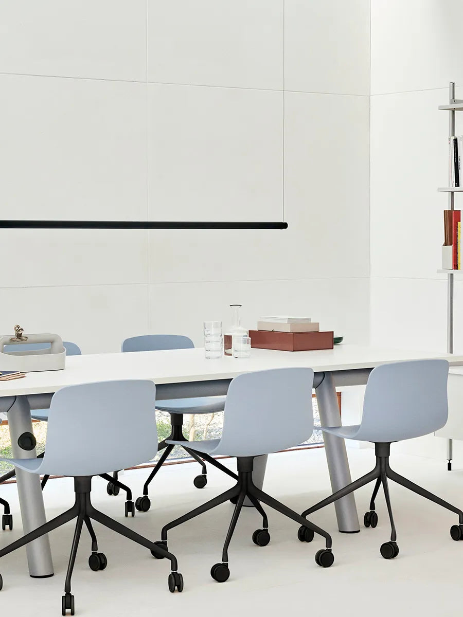 About a Chair AAC14 fra Hay