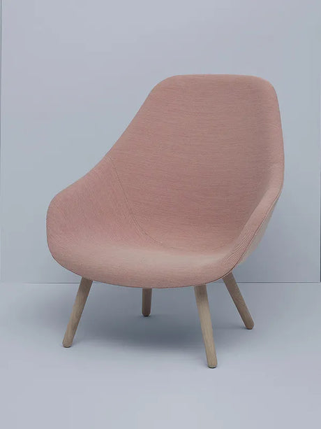 About a Lounge Chair high AAL92 fra Hay - Steelcut / Lakeret eg - Jacobsen Plus