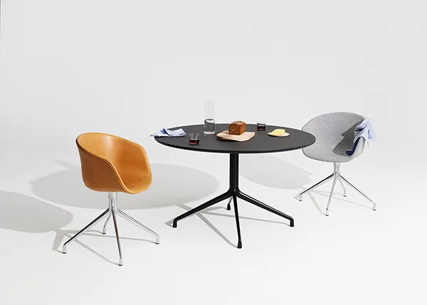 About a Table AAT20 Spisebord fra Hay - 2 - Jacobsen Plus