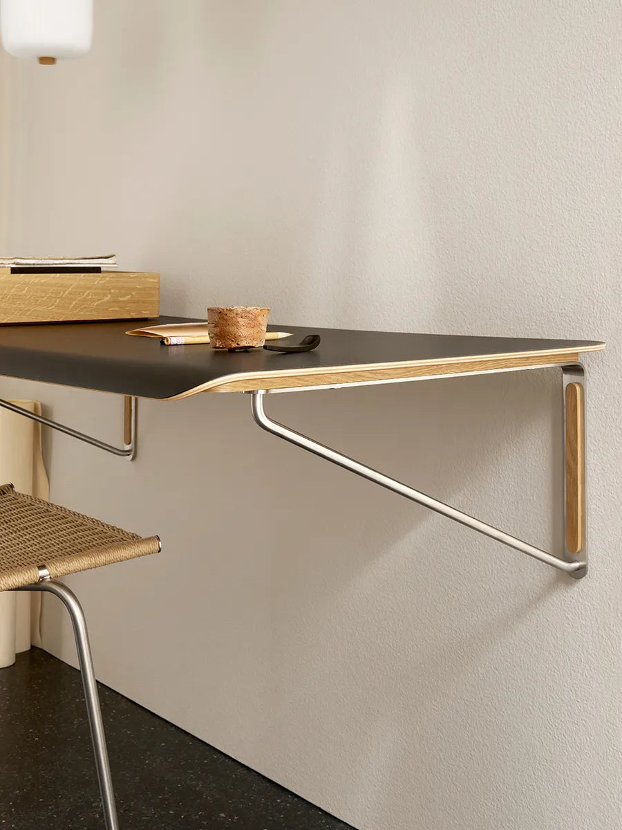 AB019 Wall Desk fra Carl Hansen & Søn
