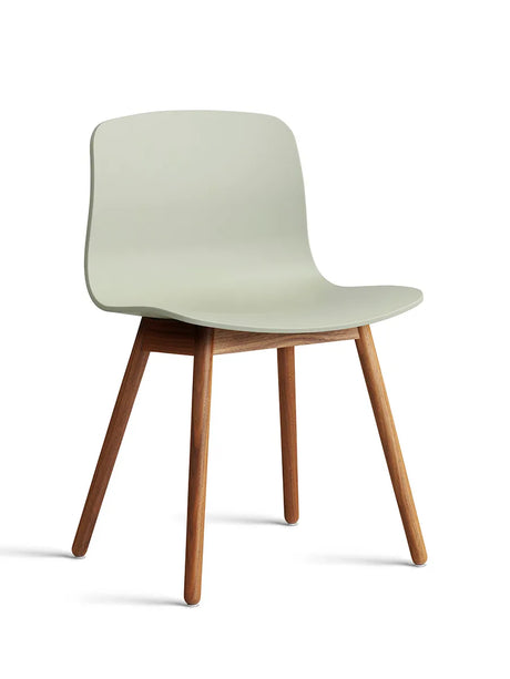 About a Chair AAC12 fra Hay - Pastel green / Lakeret valnød - Jacobsen Plus