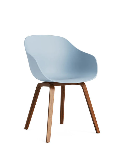 About a Chair AAC 222 fra Hay - Slate Blue / Lakeret valnød - Jacobsen Plus