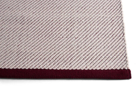Bias Tæppe fra Hay - Cherry Tint / 140 x 200 cm - Jacobsen Plus