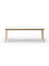Ana Bord, 220/320 cm fra Fredericia Furniture - Hvid nanolaminat / Eg sæbe - Jacobsen Plus