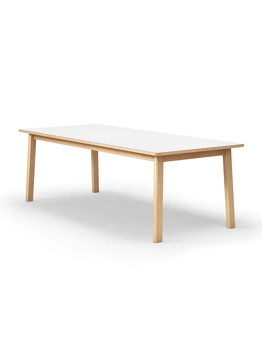 Ana Bord, 220/320 cm fra Fredericia Furniture