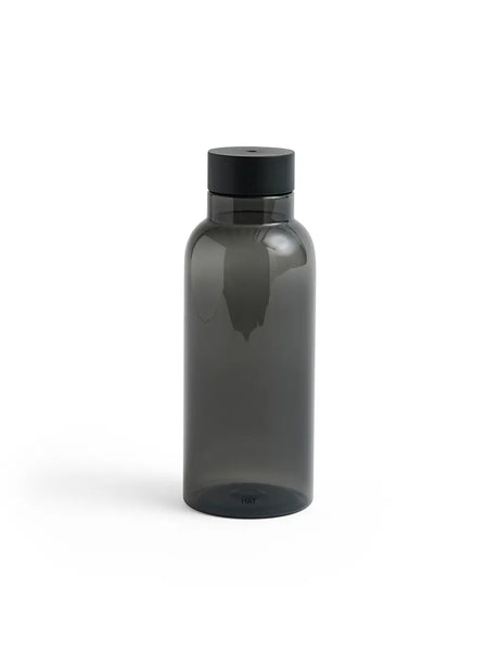 Miz Water Bottle, 0,54 l. fra Hay - Charcoal - Jacobsen Plus