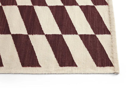 Shift Kelim Rug, 170 x 240 cm fra Hay - Black - Jacobsen Plus