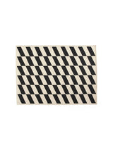 Shift Kelim Rug, 170 x 240 cm fra Hay - Black - Jacobsen Plus