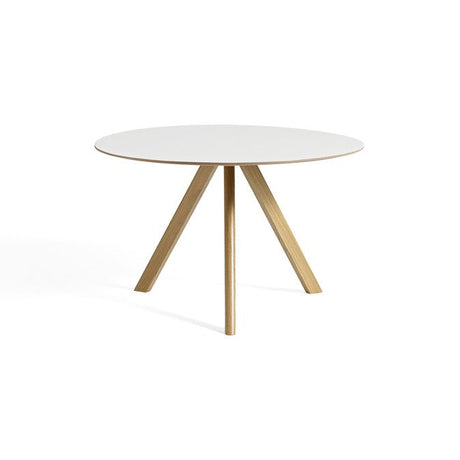 Copenhague CPH20 Bord, Ø120 cm fra Hay - Lakeret eg / Lakeret eg - Jacobsen Plus