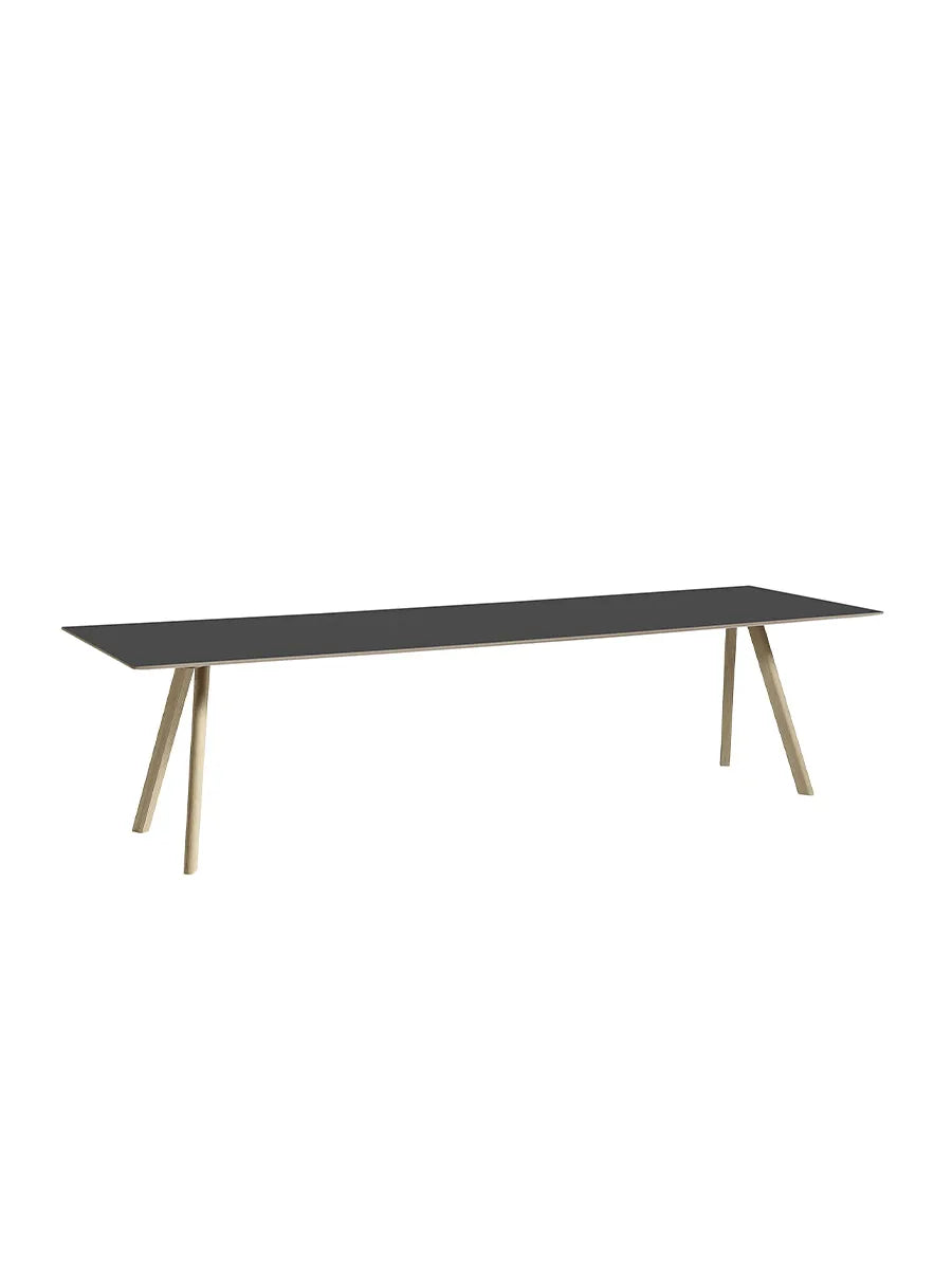 CPH30 bord, 300 cm fra Hay - Sort linoleum / Lakeret eg / L: 300 x B: 90 x H: 74 cm - Jacobsen Plus