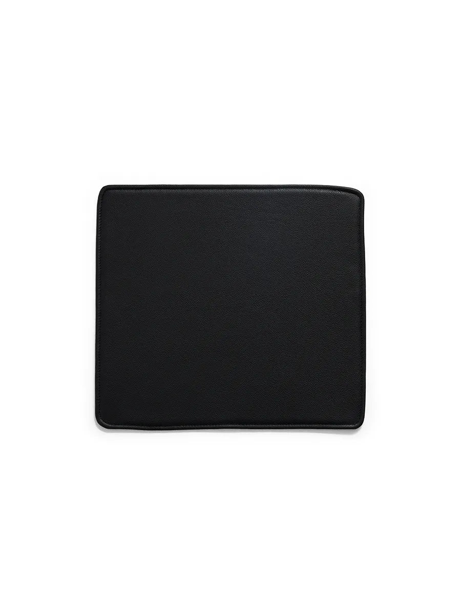 X-Line Seat Pad fra Hay - Black - Jacobsen Plus