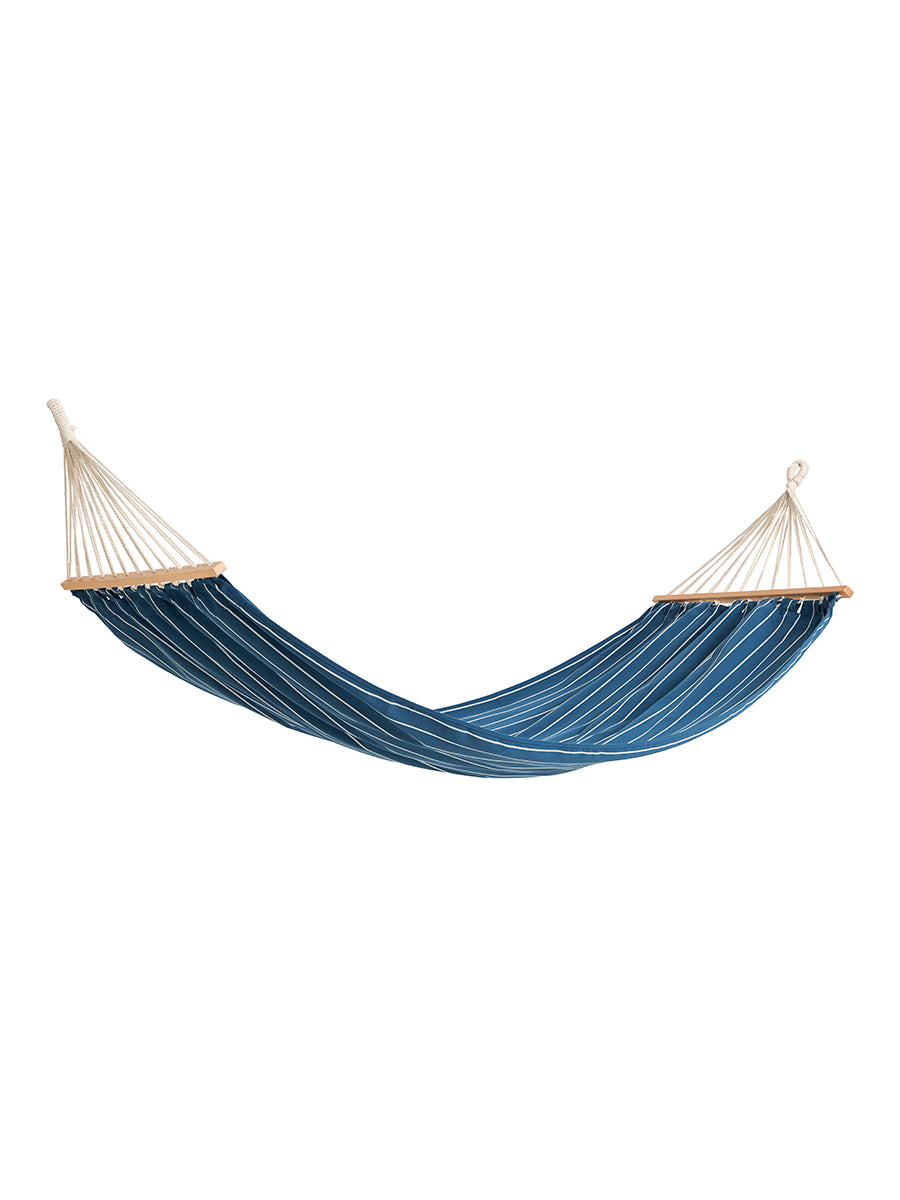Outdoor Market Hammock fra Hay - Blue with beige stripe - Jacobsen Plus