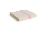 Stripe badehåndklæde fra HAY - Cool pink - Jacobsen Plus