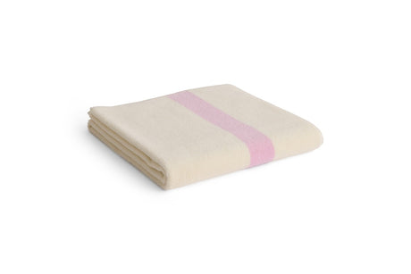 Stripe badehåndklæde fra HAY - Cool pink - Jacobsen Plus