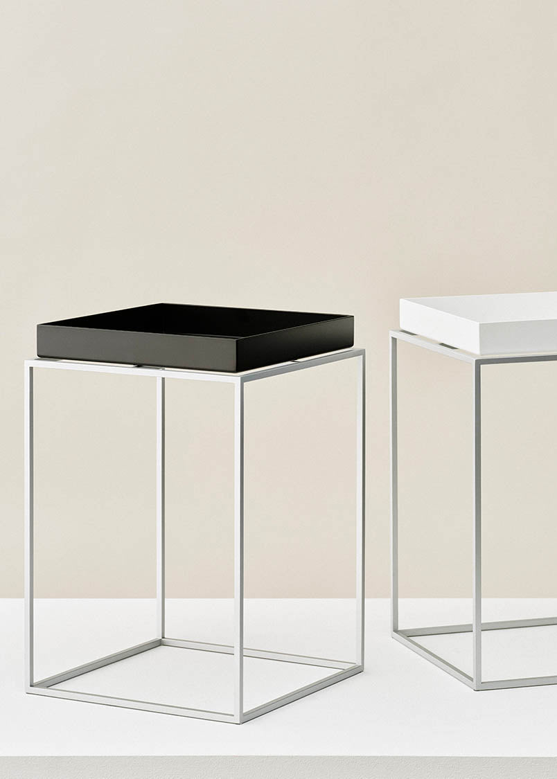Tray Table Small High 30x30, silikonebelagt stålbase fra Hay - 1 - Jacobsen Plus