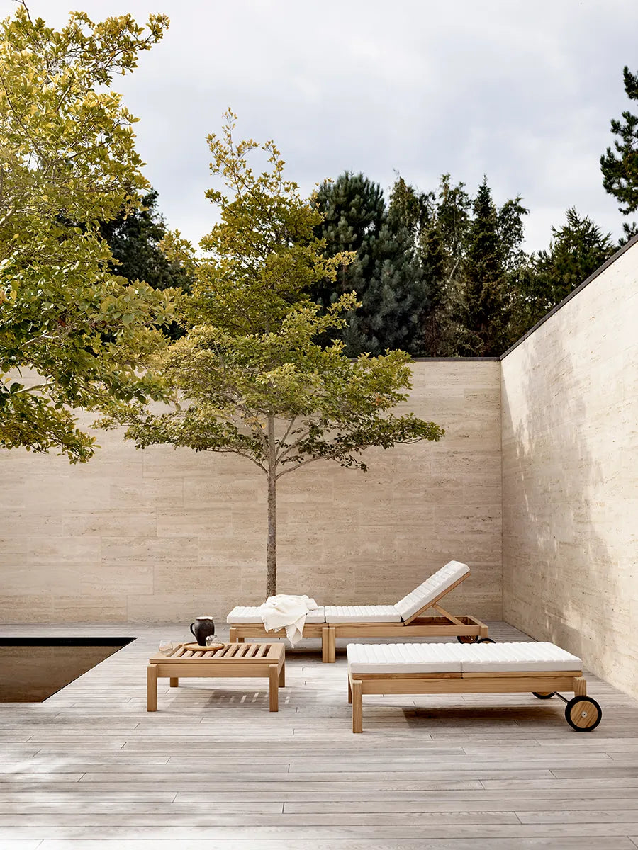 AH604F Outdoor Lounger Fodskammel fra Carl Hansen & Søn