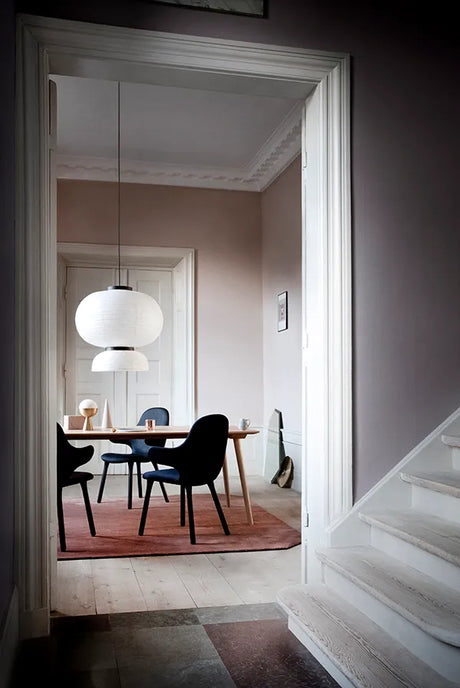 In Between Bord SK5 fra &Tradition - Sortlakeret eg - Jacobsen Plus