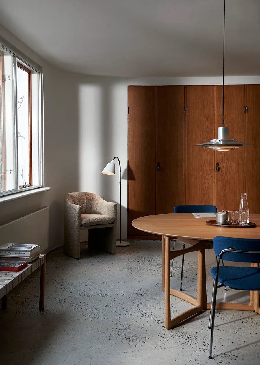 AJ7 Bellevue gulvlampe af Arne Jacobsen