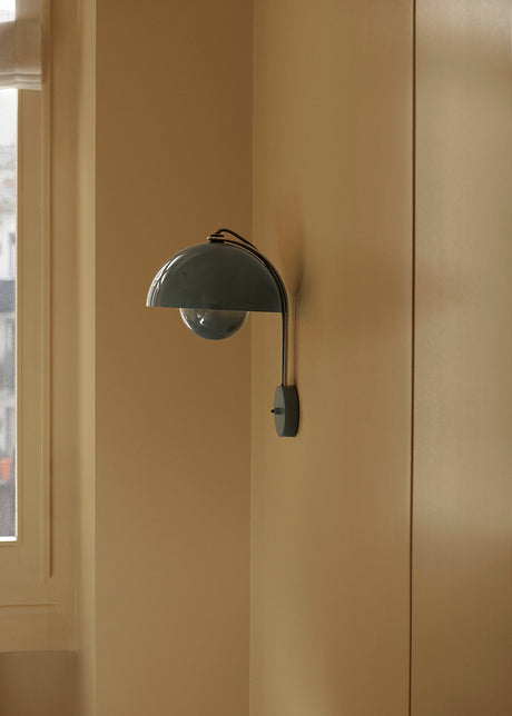 Flowerpot VP8 Væglampe af Verner Panton - Steel Blue - Jacobsen Plus