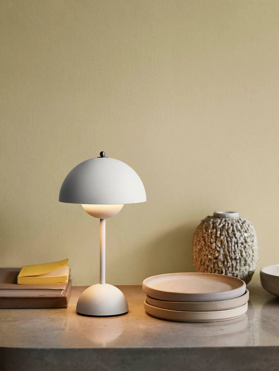 Flowerpot Portable VP9 Bordlampe af Verner Panton - 1 - Jacobsen Plus