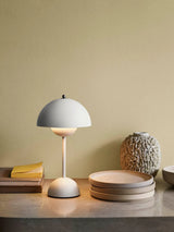 Flowerpot Portable VP9 Bordlampe af Verner Panton - 1 - Jacobsen Plus
