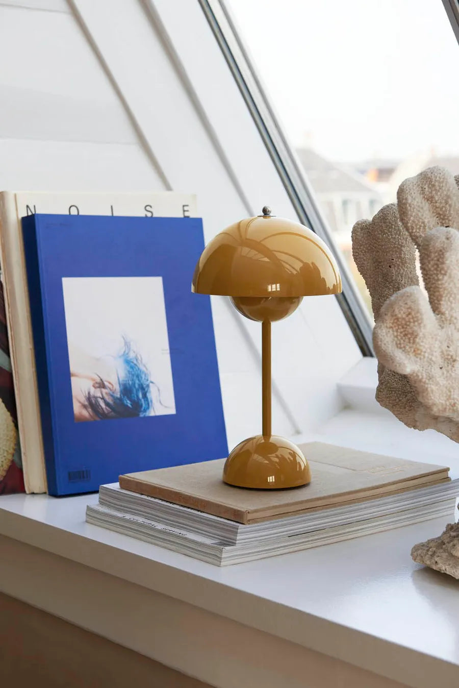 Flowerpot Portable VP9 Bordlampe af Verner Panton