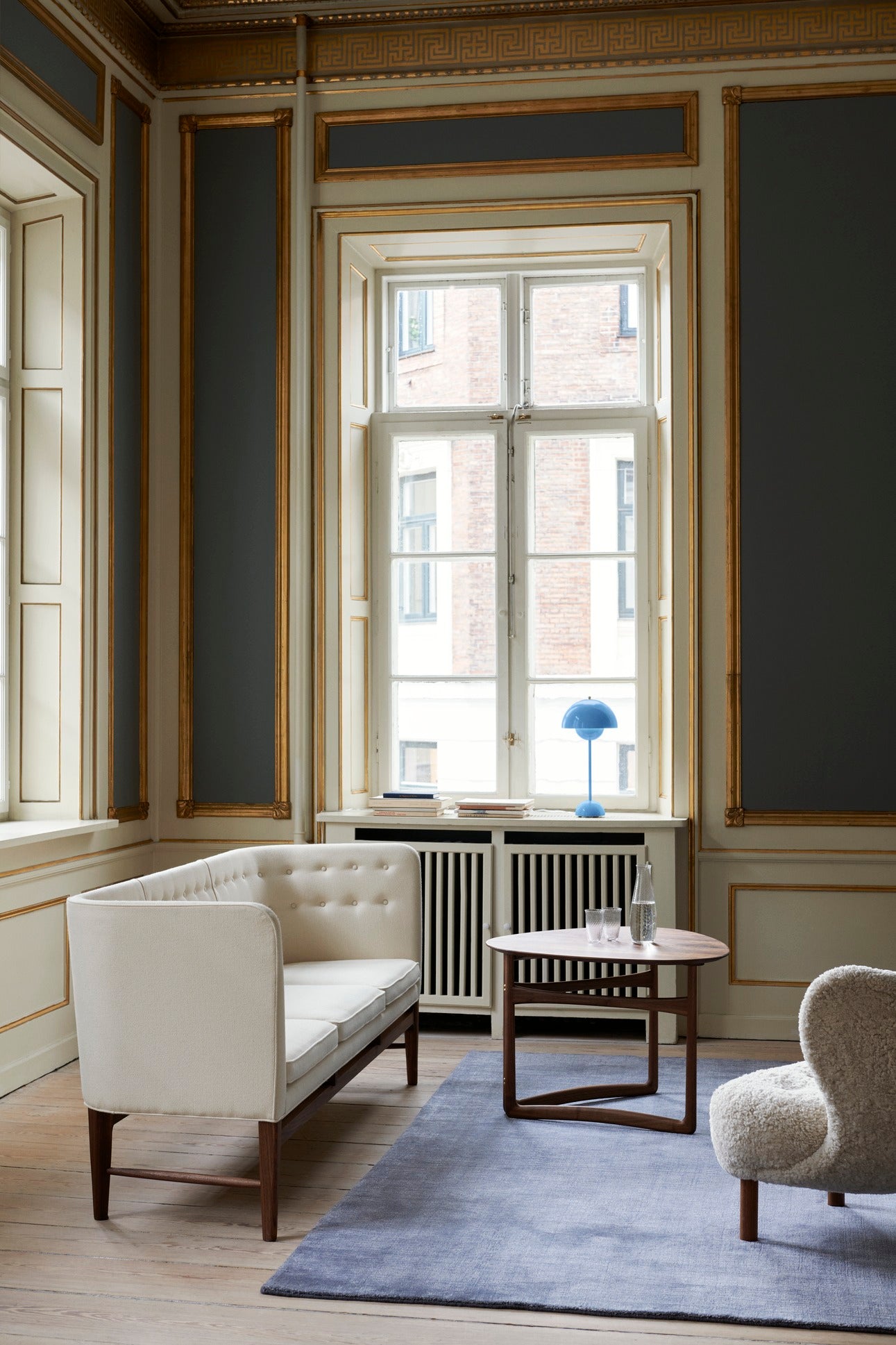 Drop Leaf HM5 Bord af Hvidt & Mølgaard