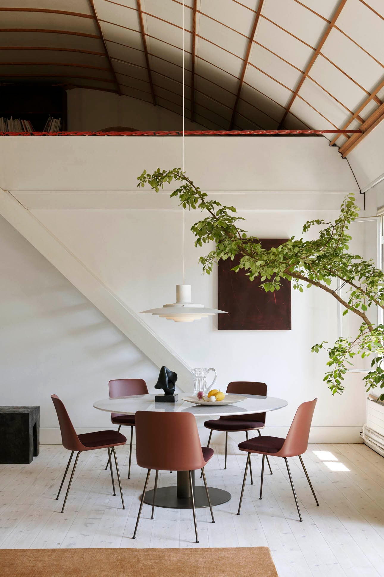 In Between Bord SK20, sort stel fra &tradition