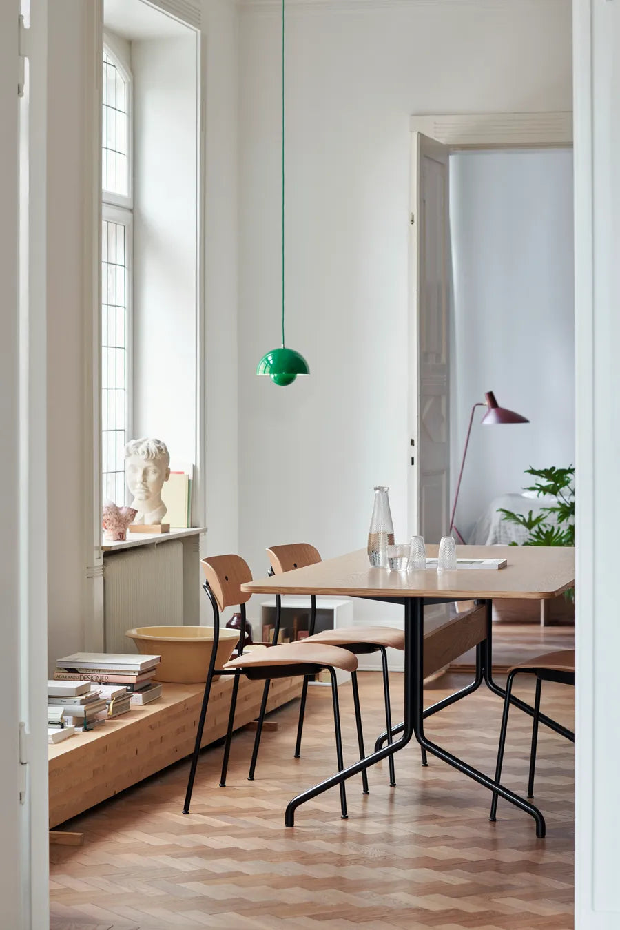 Pavilion Bord AV24 fra &Tradition