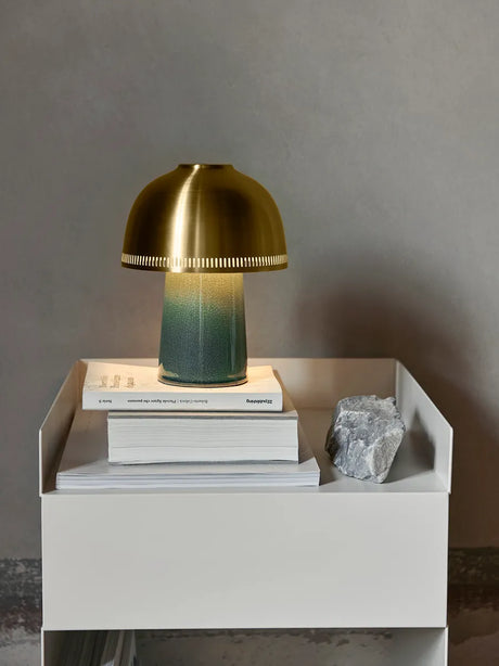 Raku SH8 portable bordlampe fra &Tradition - Beige Grey-Bronzed - Jacobsen Plus