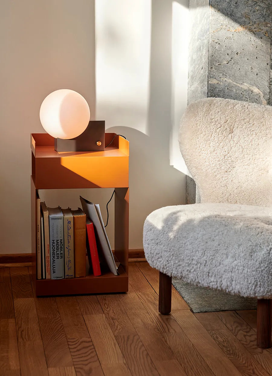 Rotate sidebord SC73 fra &Tradition