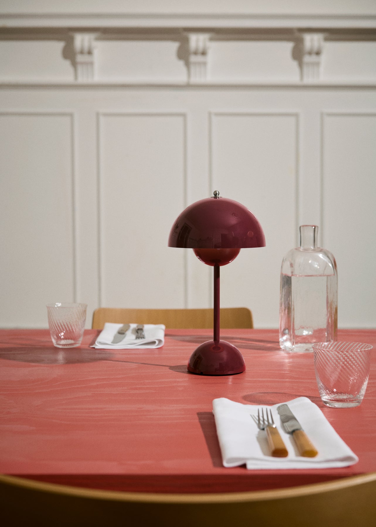 Flowerpot VP9 portable bordlampe af Verner Panton