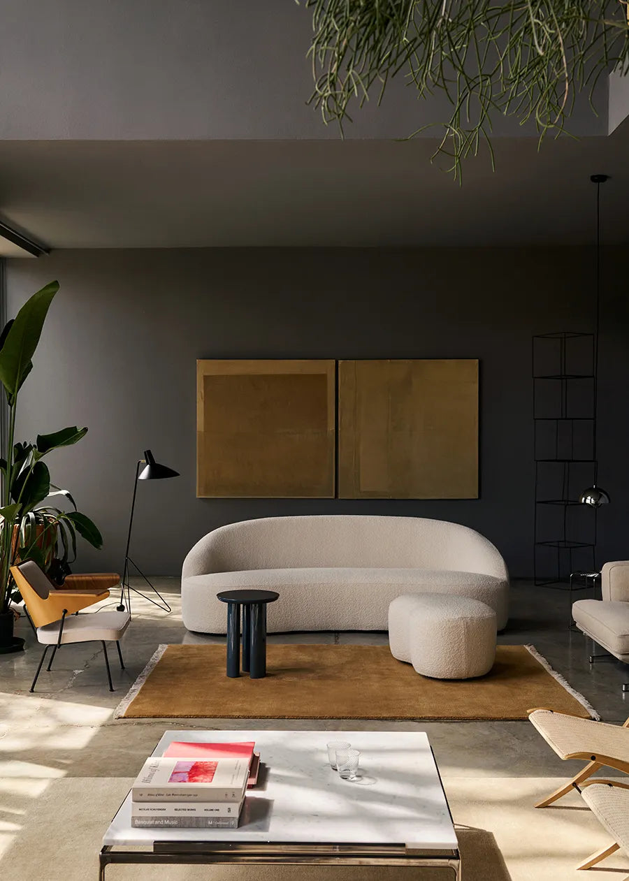 Margas LC4 sofa fra &Tradition