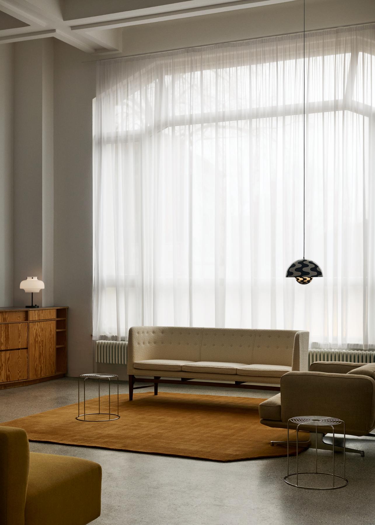 The Moor Rug AP6 240x240 fra &Tradition