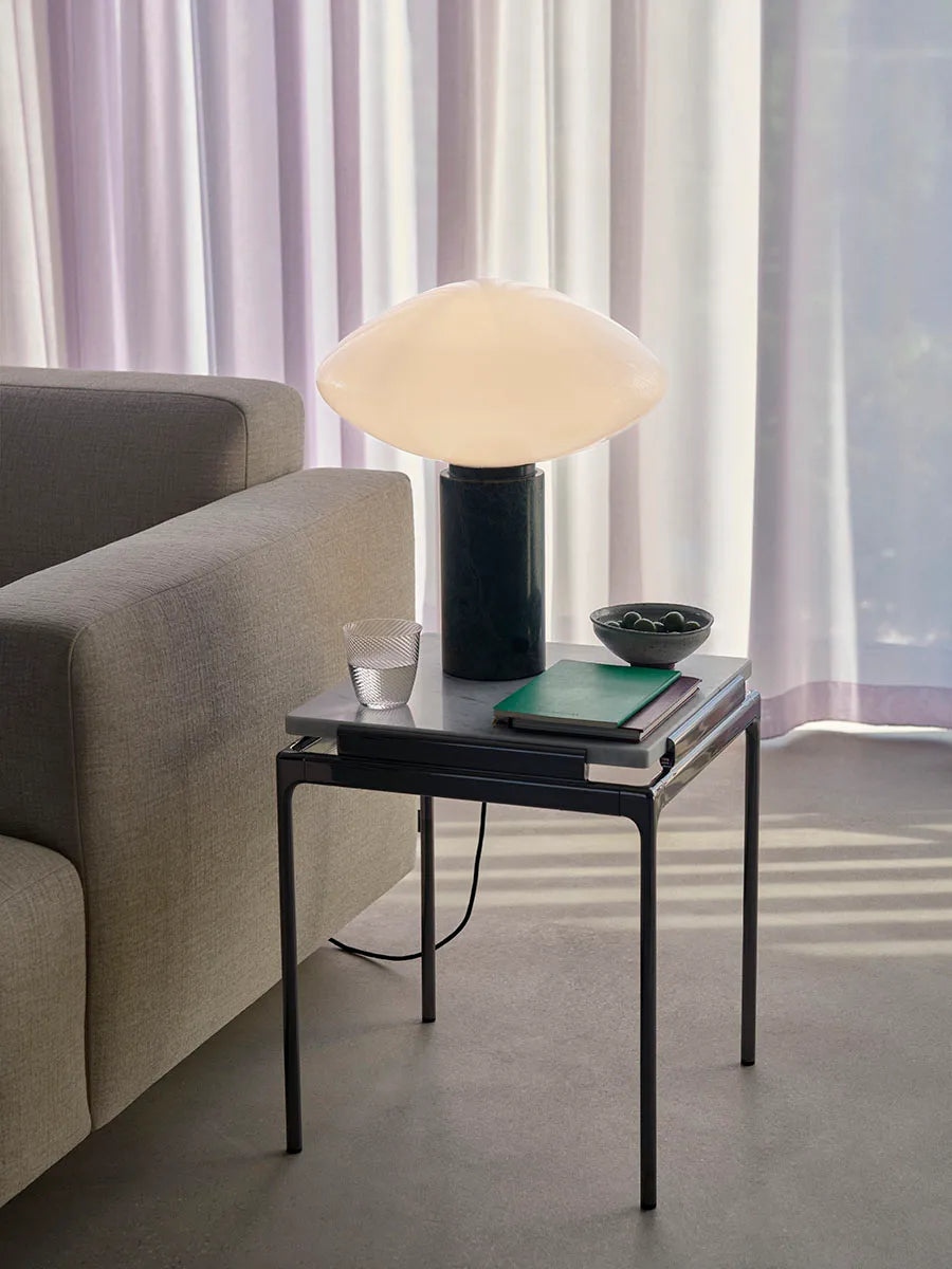 Sett LN11 Sidebord, smoked glass/chrome fra &Tradition