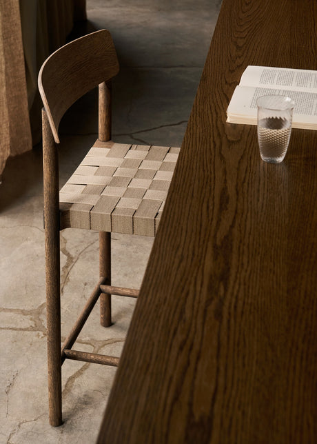 Betty TK12 counter barstol fra &Tradition - Eg/Natur - Jacobsen Plus
