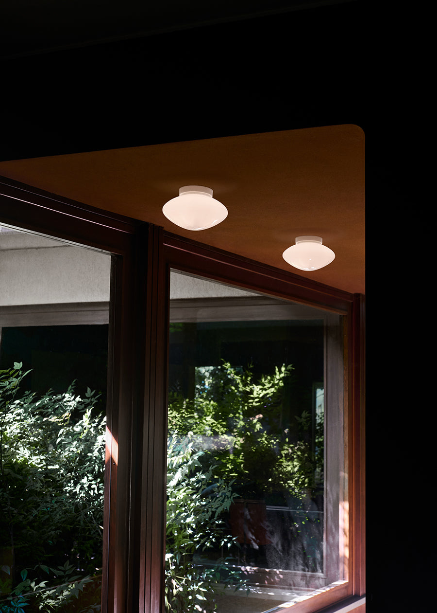 Mist AP22 væg- og loftlampe fra &Tradition - 9 - Jacobsen Plus