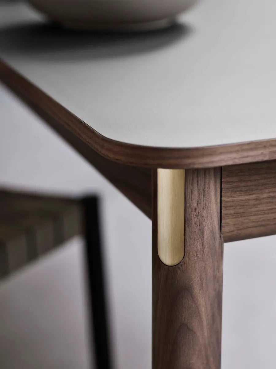 Patch HW2 Spisebord Med Udtræk fra &Tradition