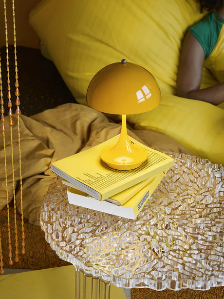 Panthella 160 Portable V3, opaque yellow af Verner Panton - 3 - Jacobsen Plus